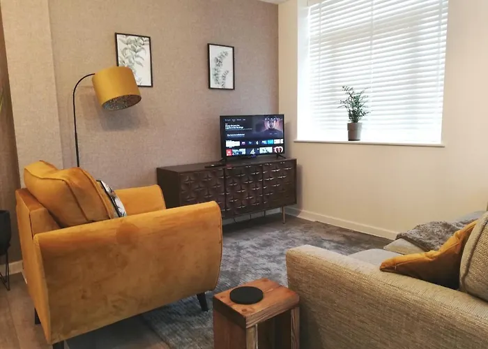 Executive Apartment Nr Nec, Bhx, Resorts World