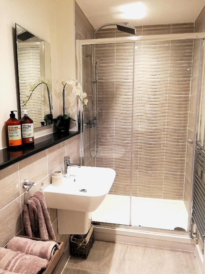 Executive Nr Nec, Bhx, World Apartment Hampton in Arden